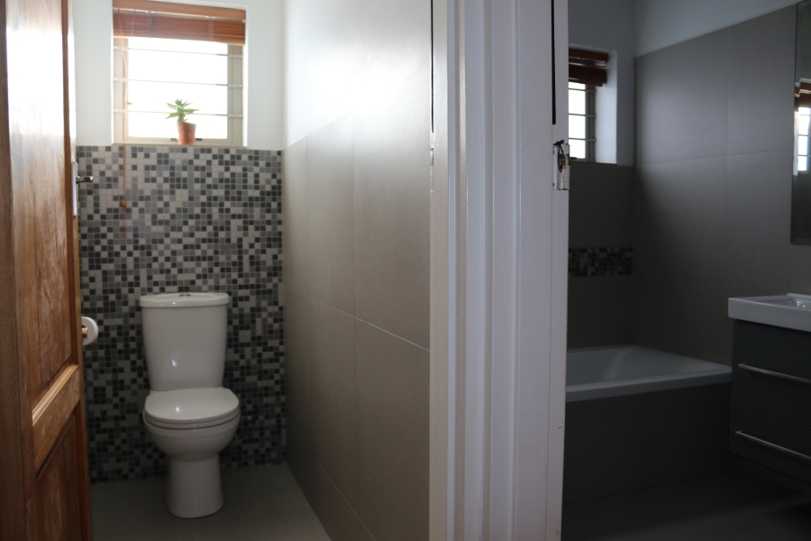 To Let 3 Bedroom Property for Rent in Kommetjie Western Cape